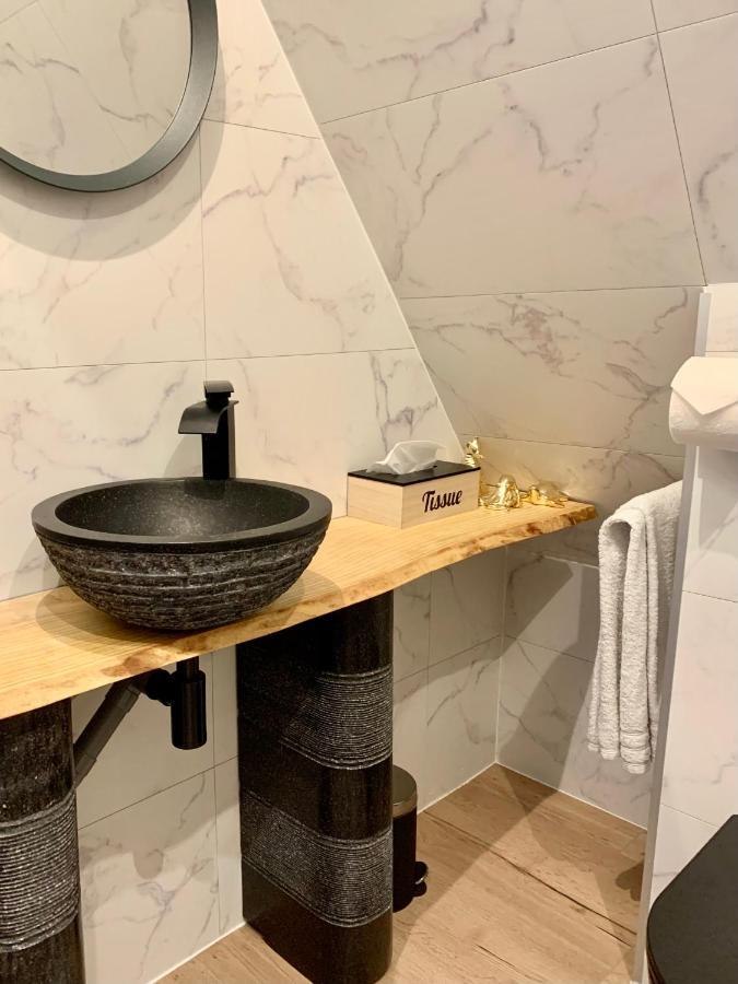 B&B Bij Vincent Nieuw-Amsterdam Ngoại thất bức ảnh